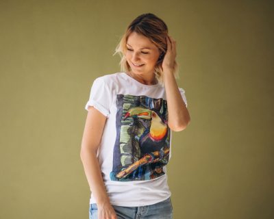 The Ultimate T-Shirt Guide: Tips, Tr…